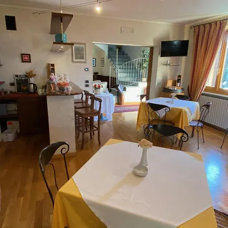 ベッド・アンド・ブレックファスト La Sismonda Rodello